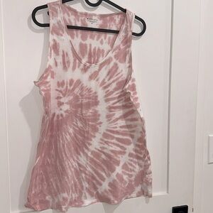 ATHLETA ORGANIC DAILY PRINTED TANK IN PINK/WHITE TIE DYE SIZE LT